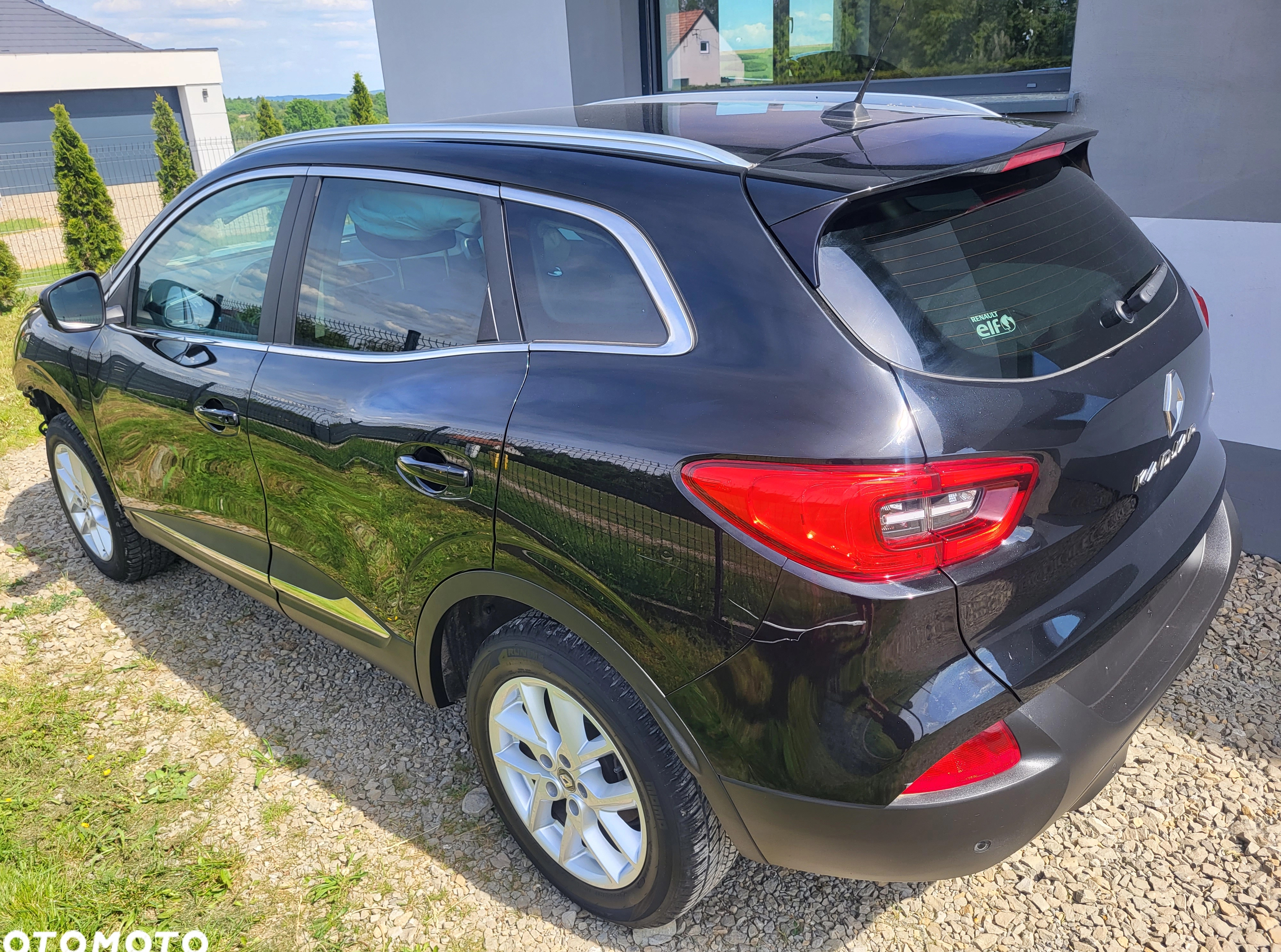 Renault Kadjar cena 26500 przebieg: 141300, rok produkcji 2017 z Krosno małe 79